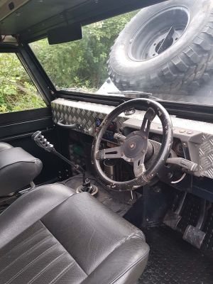 Colin's military lightweight Landrover
