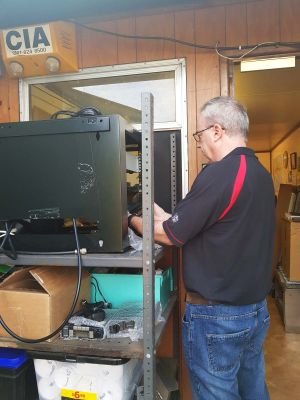 Tony G7OHA pulling in cables
